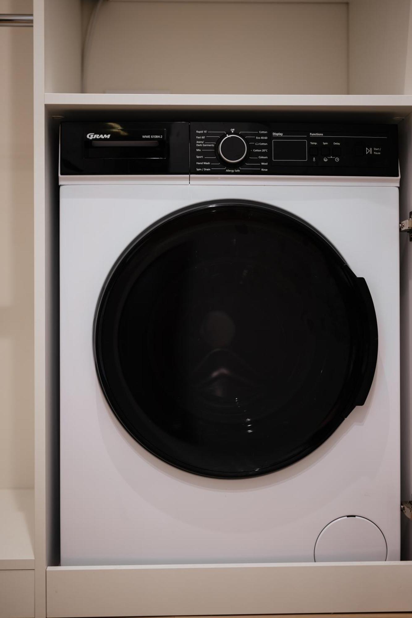 Мм Group Apartment Użhorod Zewnętrze zdjęcie