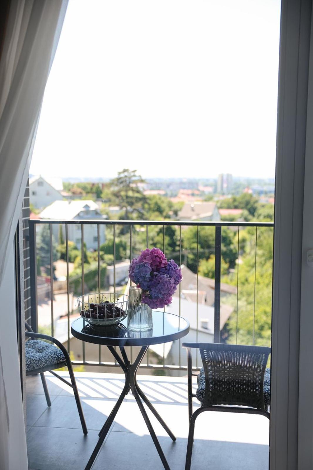 Мм Group Apartment Użhorod Zewnętrze zdjęcie